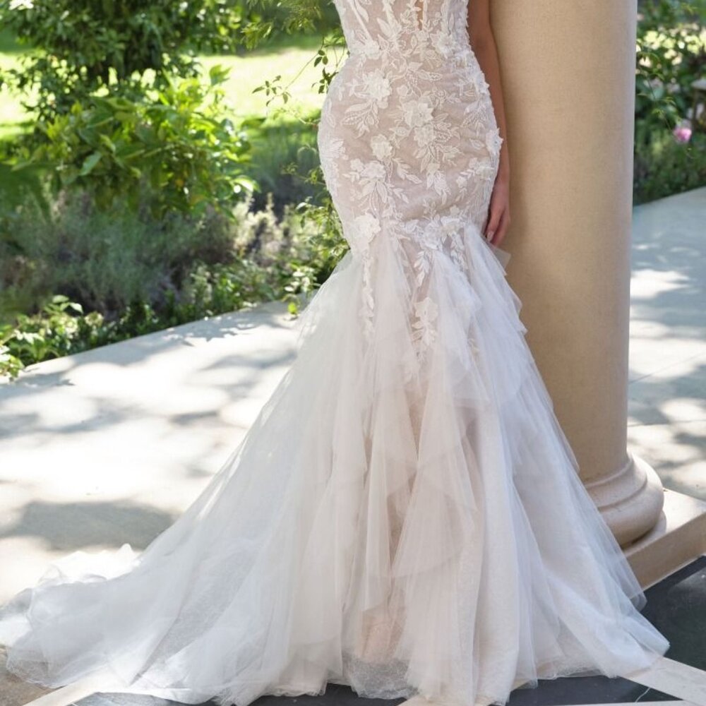Off white/nude new mermaid wedding dress,bridal gown - Picture 3 of 9